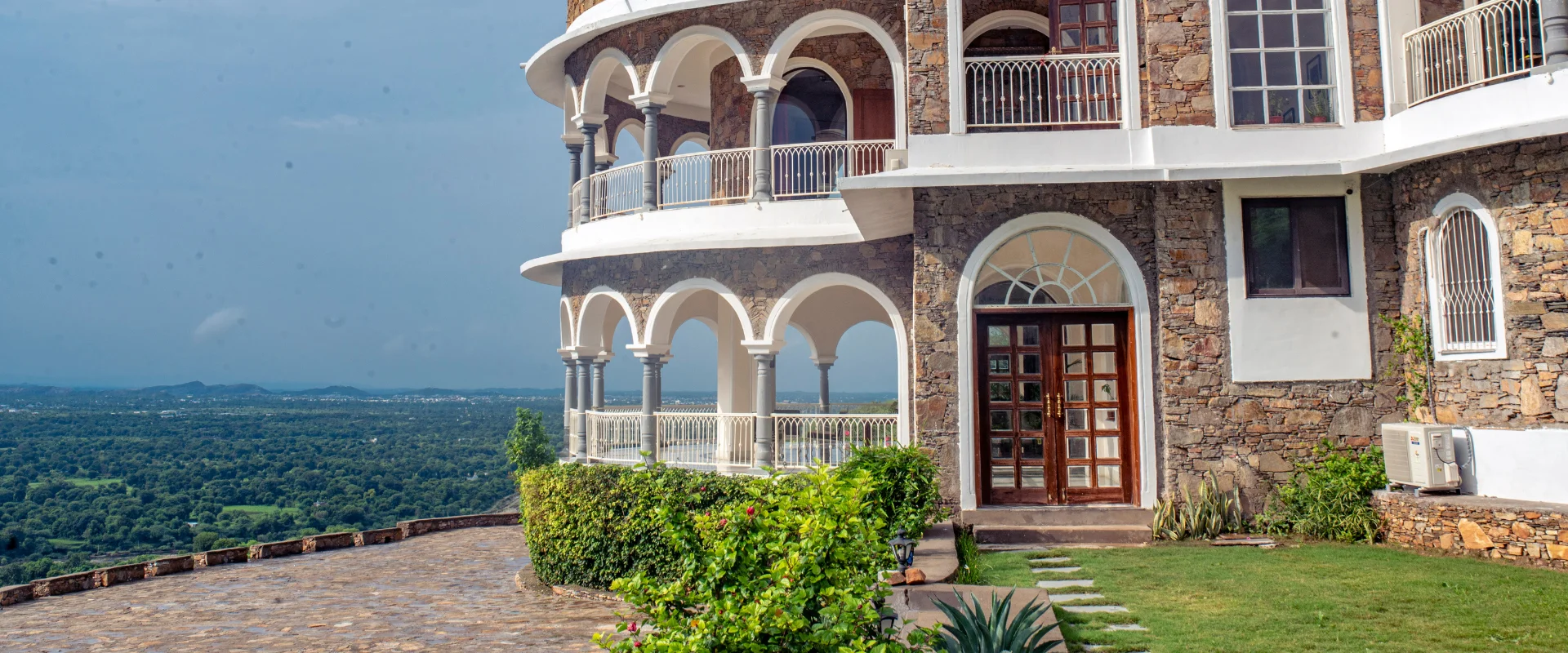 Closer to the clouds, closer to yourself